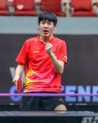 大众娱乐官网-3-0横扫进八强！国乒19岁新星再闪耀：05后追赶王楚钦就靠他？
